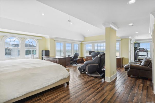 Bedroom, Fitness Equipment, Home Office, Interior, Recessed Lighting, Wood Texture Flooring