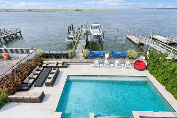 Exterior, Lake, Pool