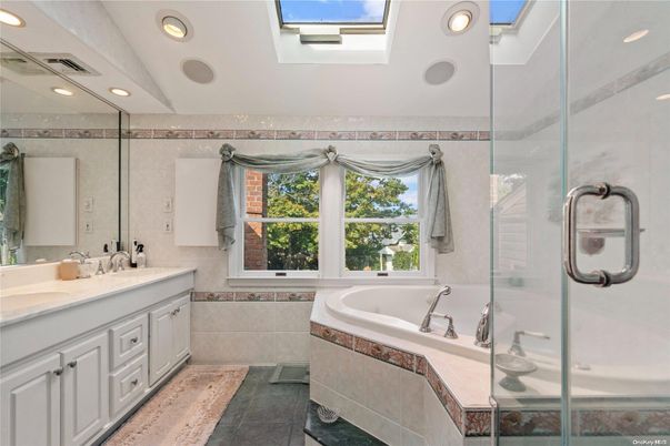 Bathroom, Dual Sink Vanities, Glass Shower, Interior, Recessed Lighting