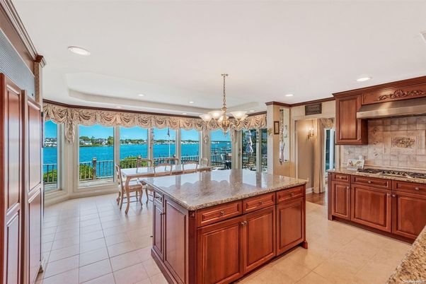 Chandelier, Dining room, Interior, Kitchen, Recessed Lighting, Stainless Steel Appliances, Water