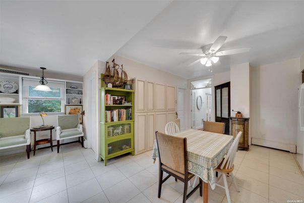 Dining room, Interior, Living room, Pendant Lights