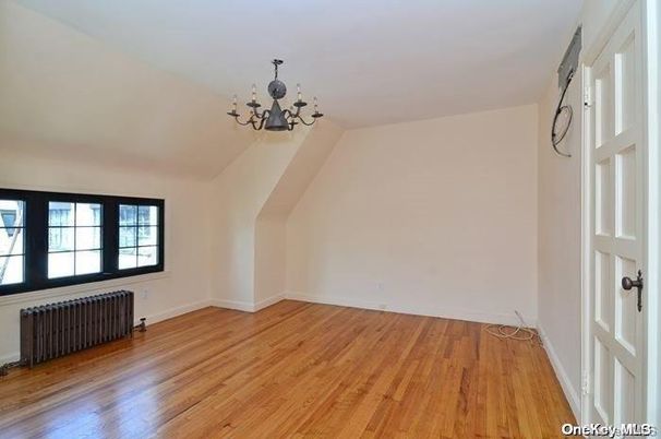 Chandelier, Empty room, Interior, Wood Texture Flooring