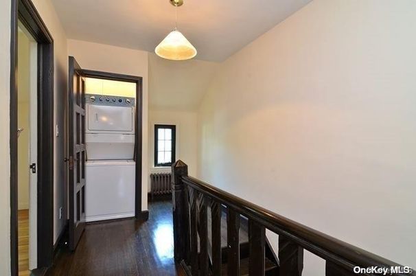 Interior, Pendant Lights, Utility Closets, Washer, Wood Texture Flooring