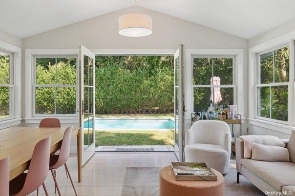 Dining room, Interior, Pendant Lights