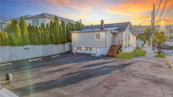 Backyard, Exterior, Solar Panels