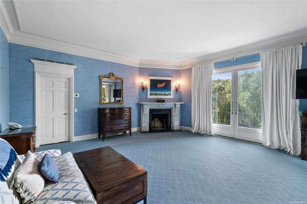 Fireplace, Interior