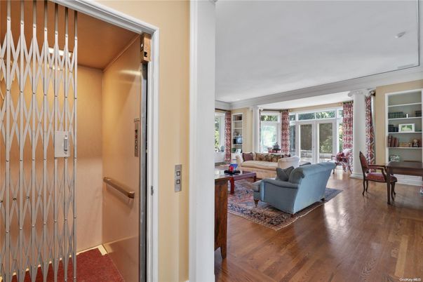 Elevator, Interior, Living room, Pendant Lights, Wood Texture Flooring