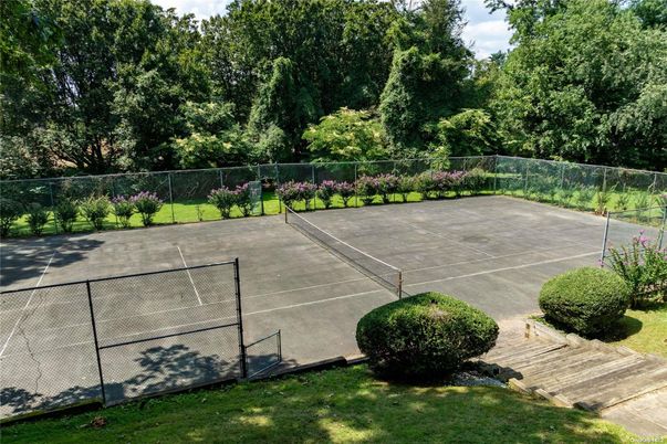 Exterior, Tennis Courts