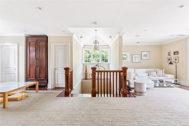Dining room, Interior, Living room, Pendant Lights, Recessed Lighting