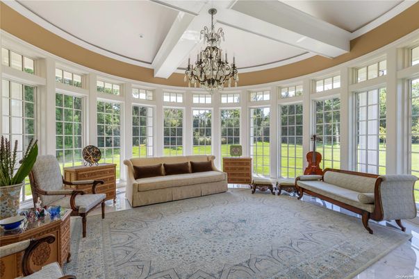Chandelier, Interior, Sun Room