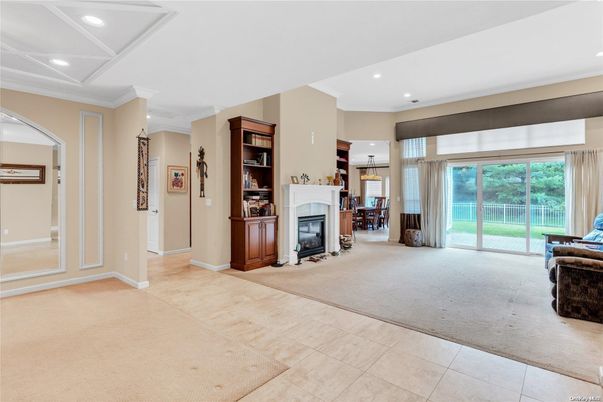 Fireplace, Interior, Recessed Lighting