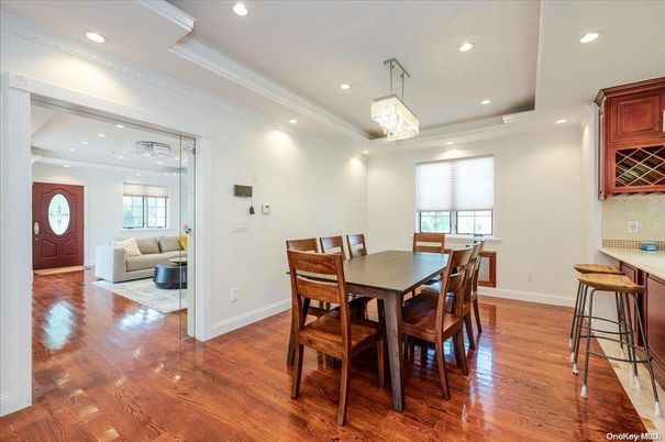 Chandelier, Dining room, Interior, Living room, Pendant Lights, Recessed Lighting, Wood Texture Flooring