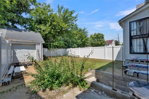 Backyard, Detached Garage, Exterior