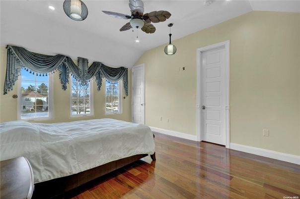 Bedroom, Interior, Pendant Lights, Recessed Lighting, Wood Texture Flooring