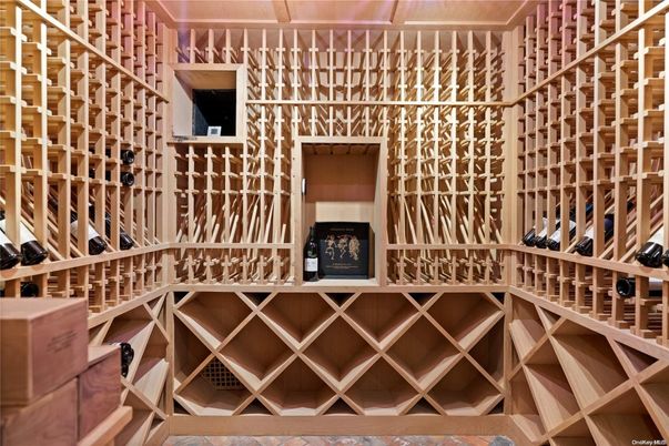 Interior, Wine Storage