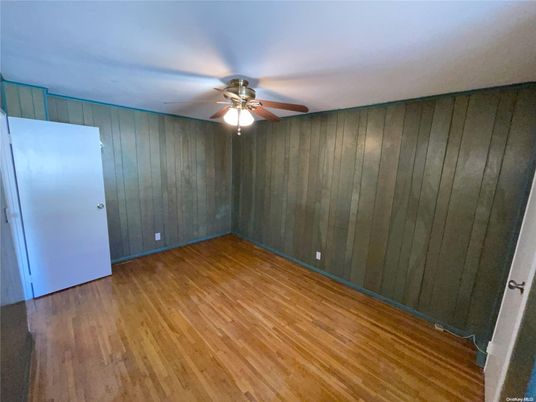 Empty room, Interior, Wood Texture Flooring, Wooden Walls