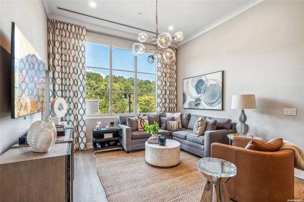 Interior, Living room, Pendant Lights, Recessed Lighting, Wood Texture Flooring