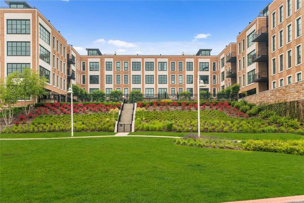 Exterior, Facade, Condo Building