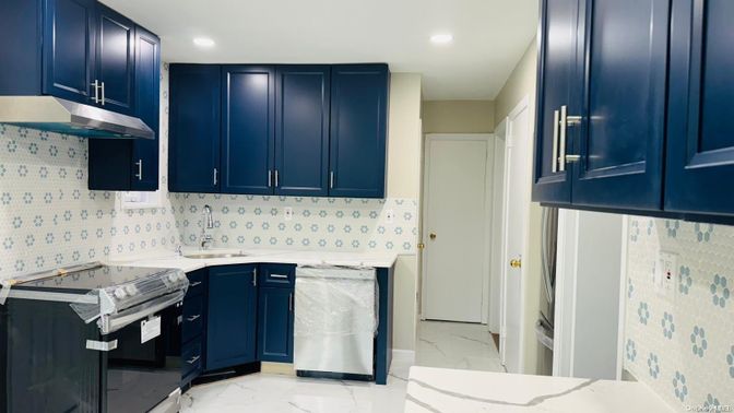 Interior, Kitchen, Marble, Recessed Lighting