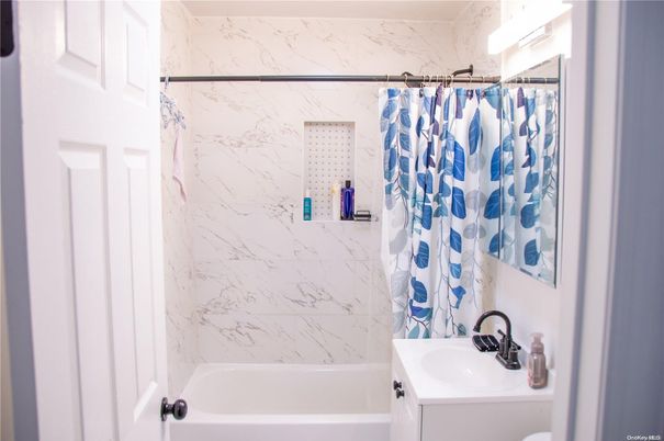 Bathroom, Interior, Marble Walls