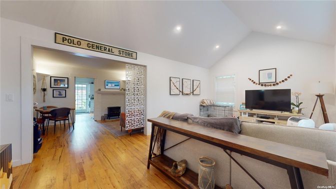 Dining room, Fireplace, Interior, Recessed Lighting, Wood Texture Flooring