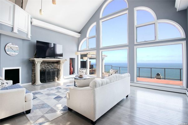 Fireplace, Interior, Living room, Pendant Lights, Water, Wood Texture Flooring