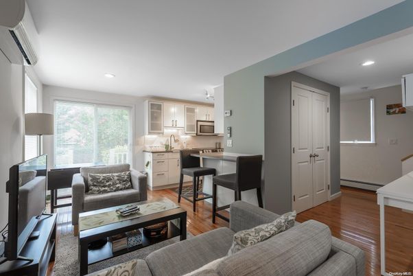 Interior, Kitchen, Living room, Recessed Lighting, Wood Texture Flooring