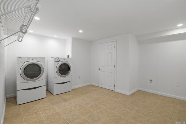 Interior, Recessed Lighting, Washer