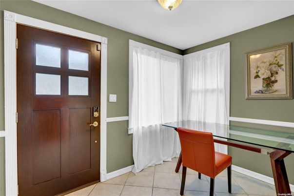 Dining room, Interior
