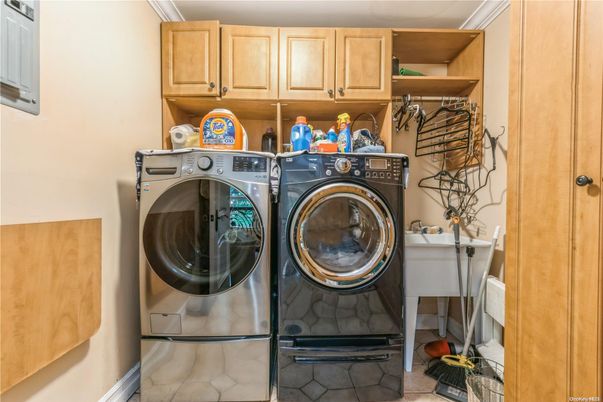 Interior, Utility Closets, Washer