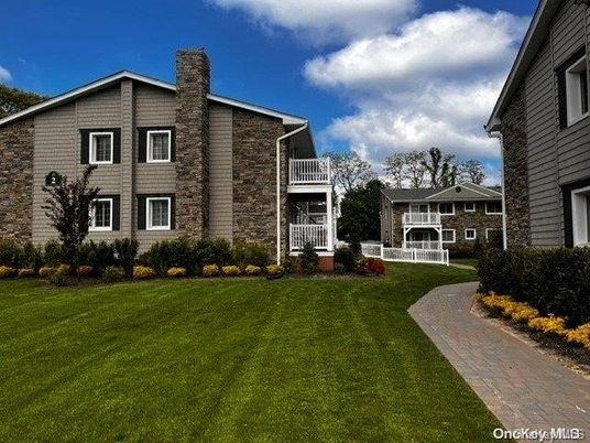 Backyard, Exterior, Facade, Brick Facade, Rowhouse