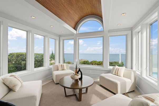 Interior, Living room, Recessed Lighting, Water