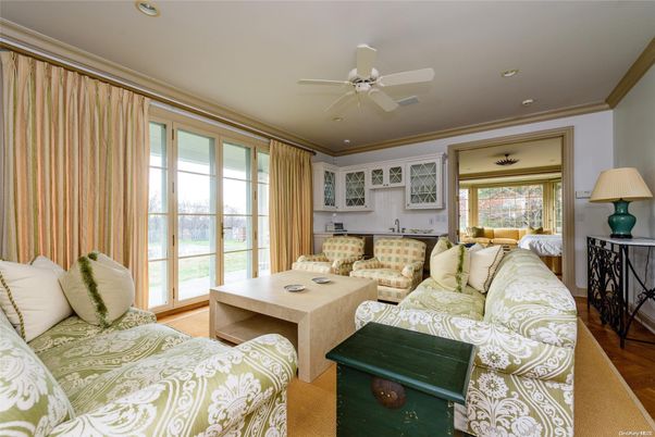 Bedroom, Interior, Living room, Recessed Lighting, Wood Texture Flooring
