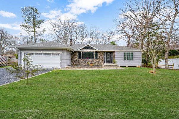 Attached, Exterior, Facade, Brick Facade, Ranch