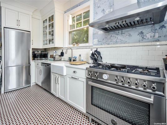 Interior, Kitchen, Stainless Steel Appliances