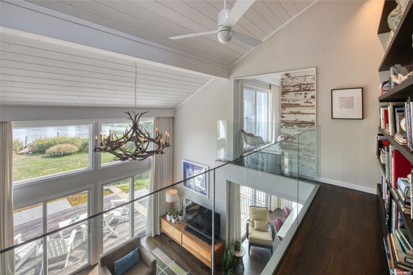 Chandelier, Interior, Piano, Wood Texture Flooring