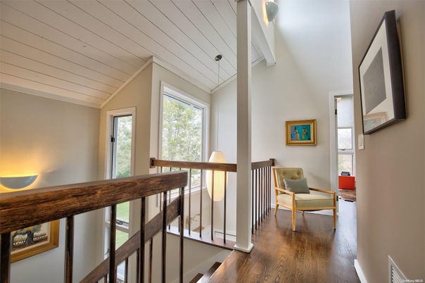 Interior, Pendant Lights, Wood Texture Flooring