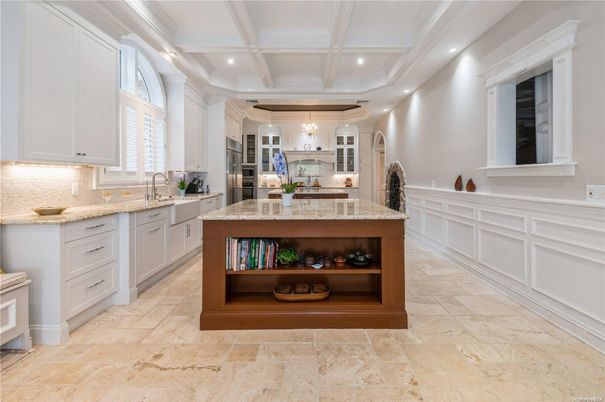 Chandelier, Interior, Kitchen, Recessed Lighting, Stainless Steel Appliances