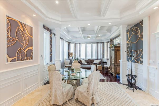 Dining room, Interior, Living room, Recessed Lighting