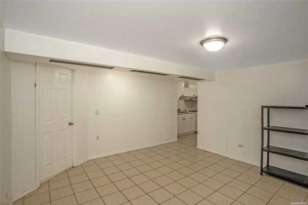 Empty room, Interior, Kitchen