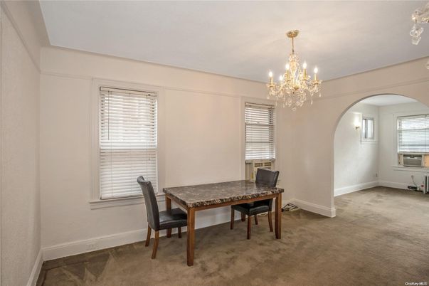 Chandelier, Dining room, Interior