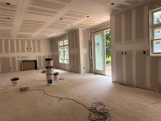 Empty room, Interior, Recessed Lighting