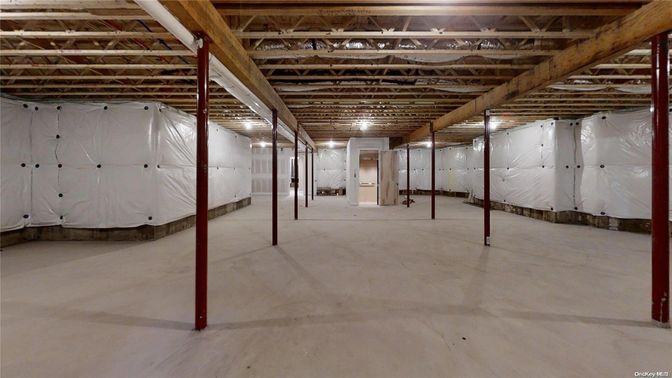 Interior, Wooden Beams