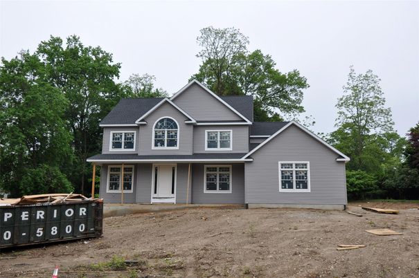 Exterior, Facade, Farmhouse