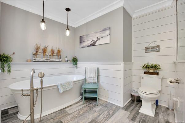 Bathroom, Interior, Pendant Lights, Wood Texture Flooring