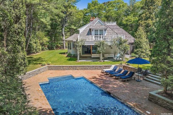 Backyard, Exterior, Pool
