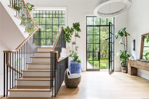 Interior, Pendant Lights, Wood Texture Flooring