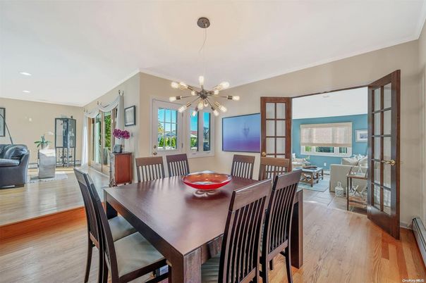 Dining room, Interior, Living room, Pendant Lights, Recessed Lighting, Wood Texture Flooring