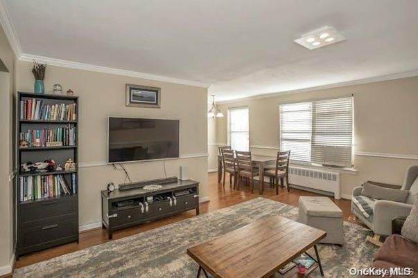 Dining room, Interior, Living room, Pendant Lights, Wood Texture Flooring