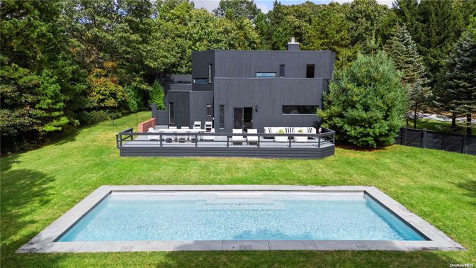 Backyard, Exterior, Pool